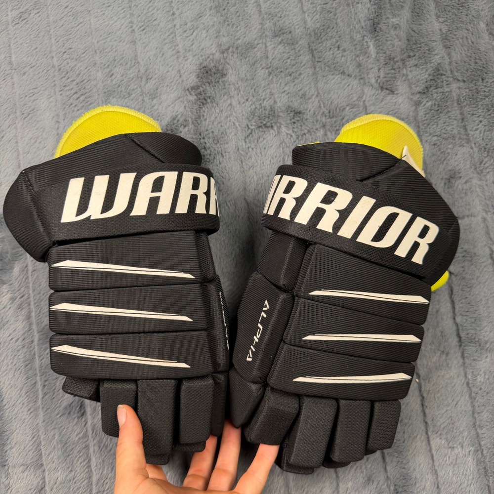 Warrior Alpha QX5 Hockey Gloves Black White Senior 14 Inch 36cm SR QX5G147